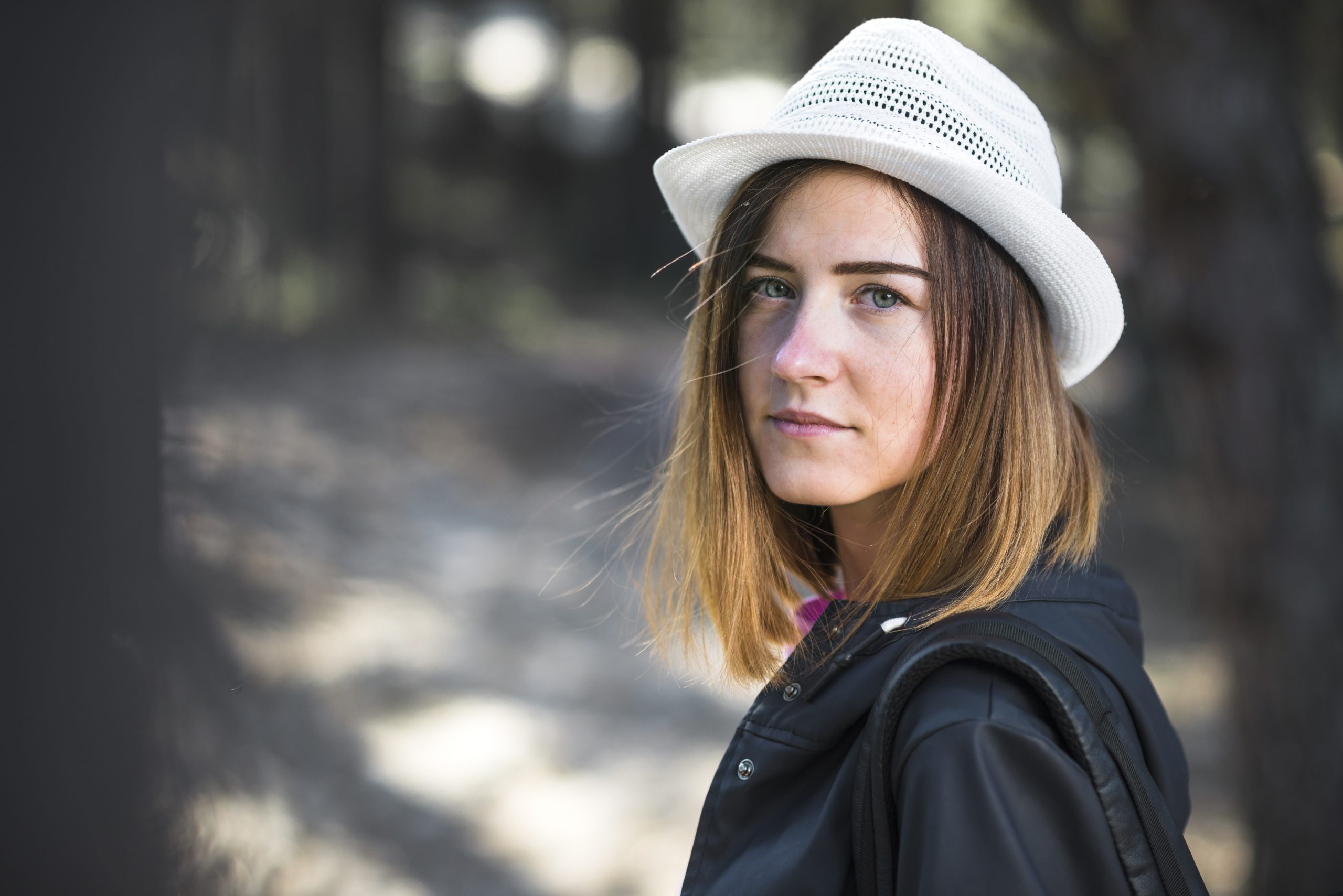 pretty woman nice forest scaled